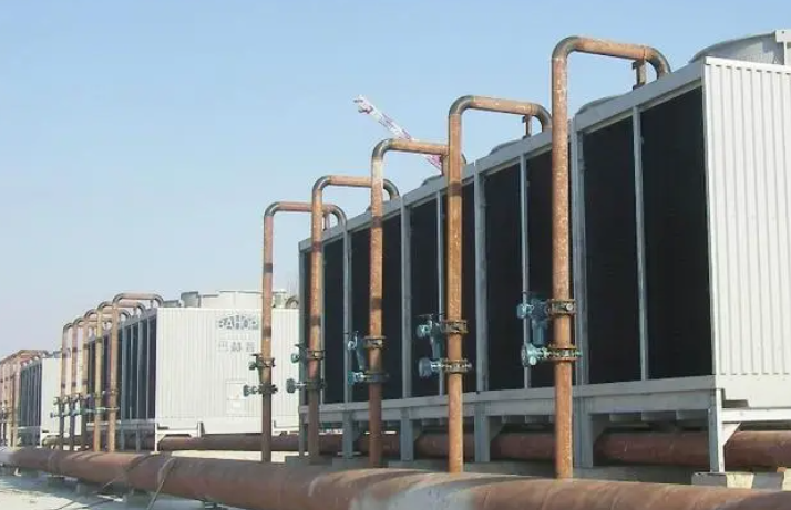 中央空调循环水处理一年得做几次 中央空调循环水泵一般要开几台